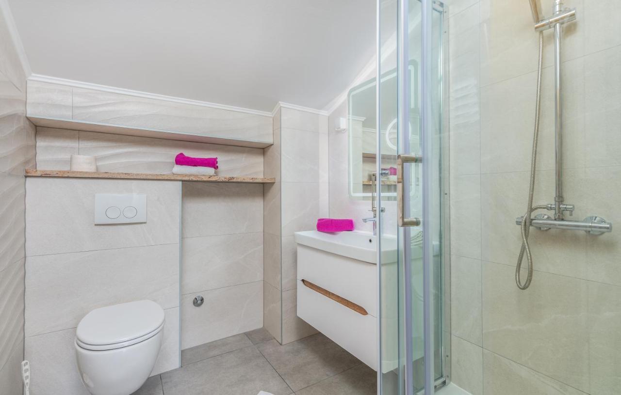 Apartments Vila Dk Malinska Luaran gambar