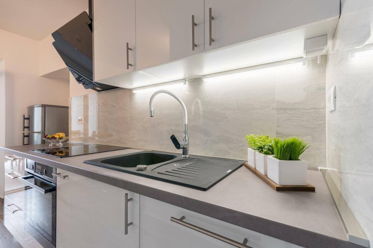 Apartments Vila Dk Malinska Luaran gambar