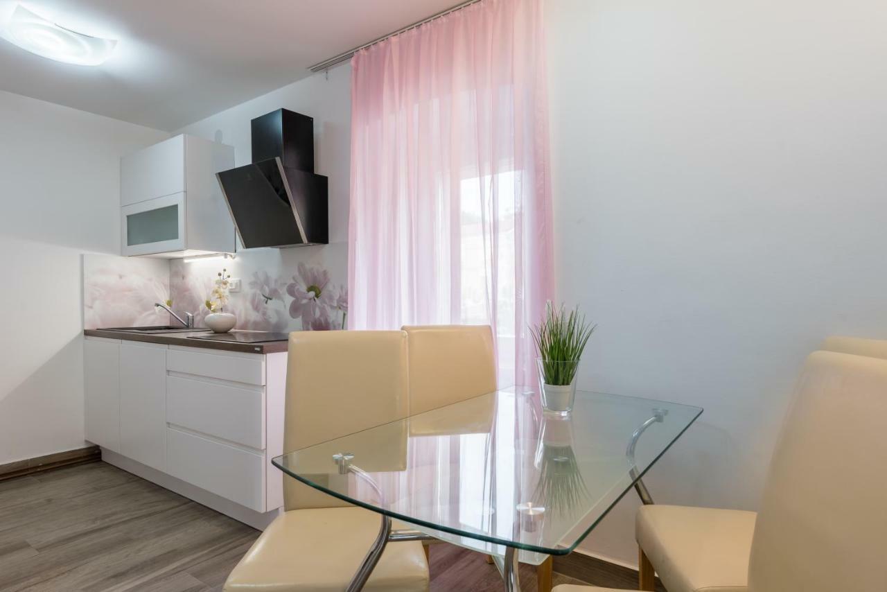 Apartments Vila Dk Malinska Luaran gambar
