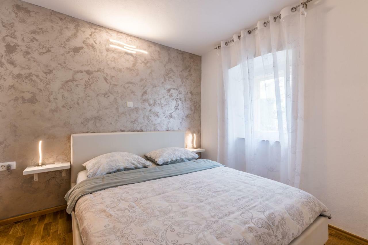 Apartments Vila Dk Malinska Luaran gambar